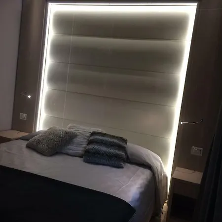 Ago's 3*
