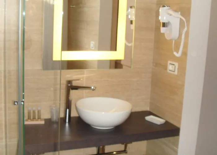 Ago's Alojamento de Acomodação e Pequeno-almoço 3*